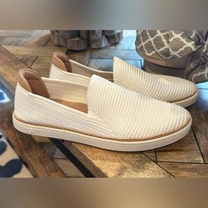 White Ugg sneakers size 8